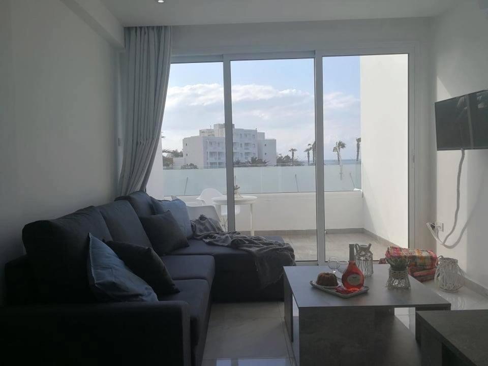 Georgianno Sea Apartments Protaras Eksteriør billede